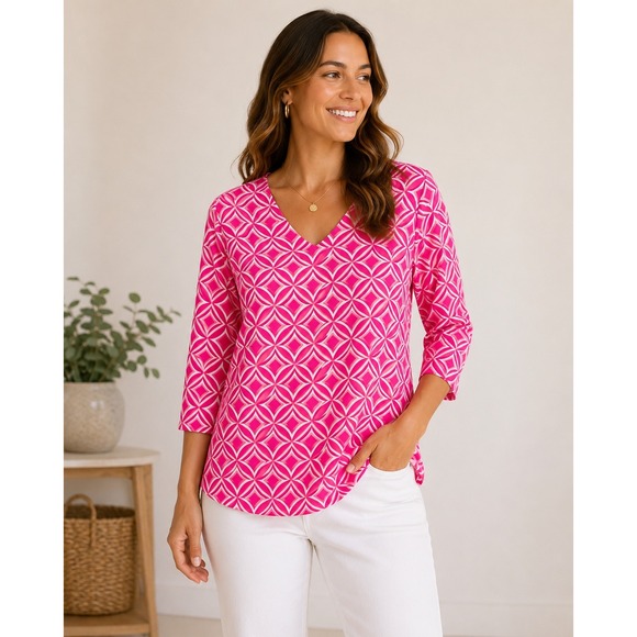Anthony's Resort Wear Tops - Anthonys Resort Wear Womens Pink Geometric V-Neck 3/4 Sleeve Top Large